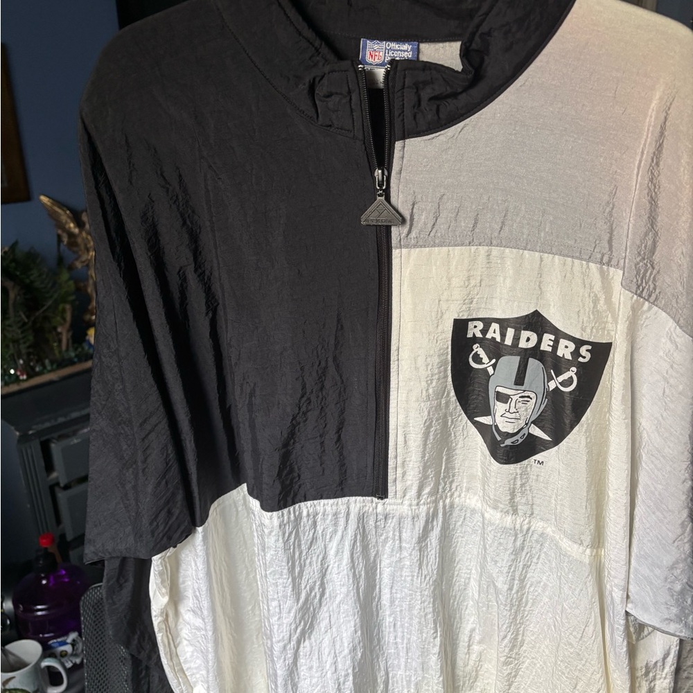 Raiders windreaker